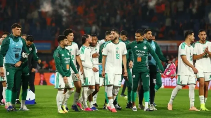 الجزائر أكبر من 90 دقيقة.