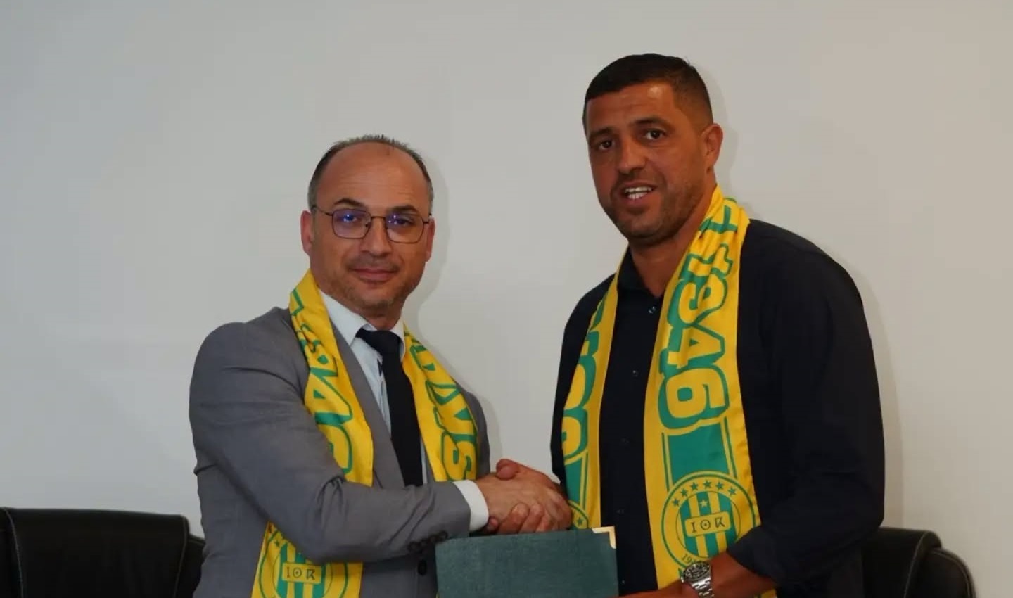 شبيبة القبائل تعلن تعيين كريم بلحوسين مدربًا جديدًا